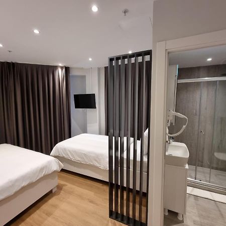 10M2 Hotel Istanbulská provincie Exteriér fotografie