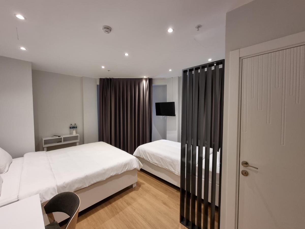 10M2 Hotel Istanbulská provincie Exteriér fotografie
